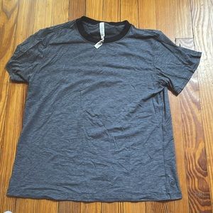 LULULEMON All Yours Tee Size 4